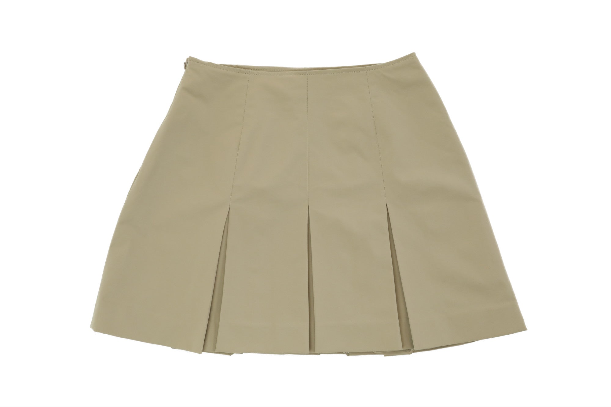 <transcy>sleeveless jacket / pleats skirt</transcy>